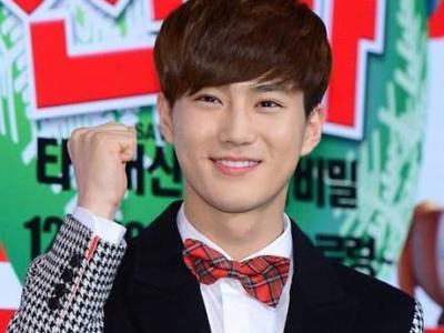 Suho EXO Janji Akan Selalu Sapa Fans Lewat Situs Resmi EXO